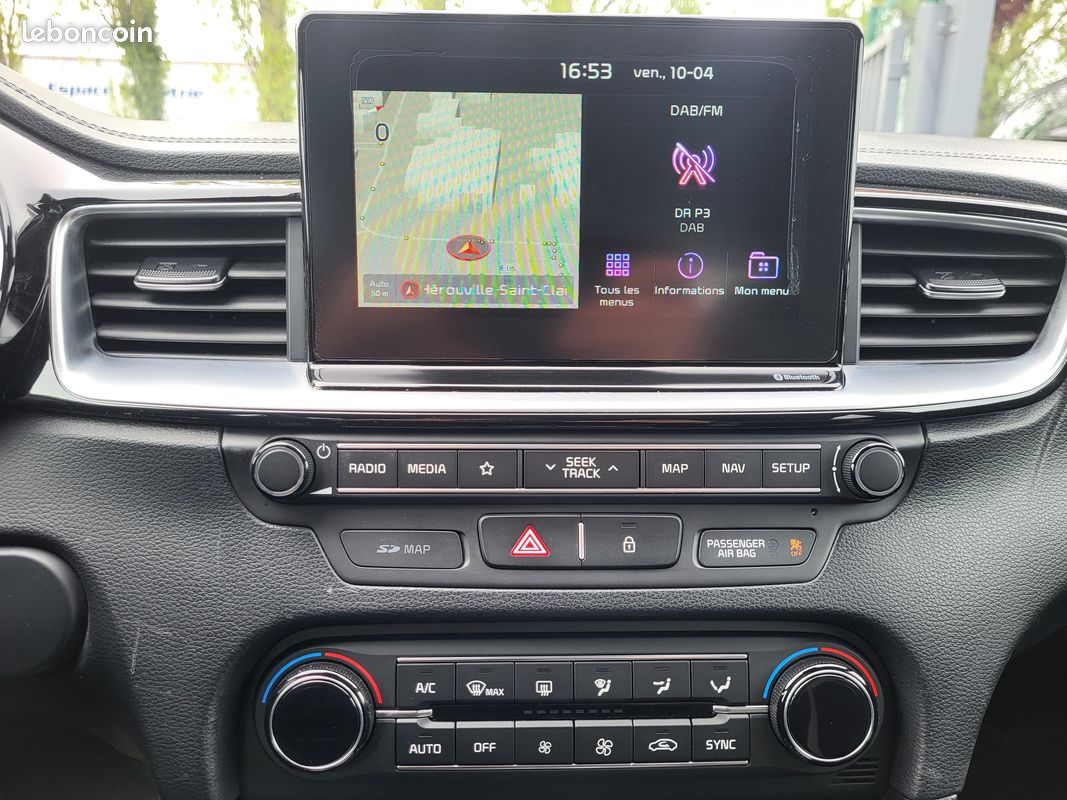 Kia proceed 1.0 t-gdi 120 gt line / camera pack hiver carplay (image 7)