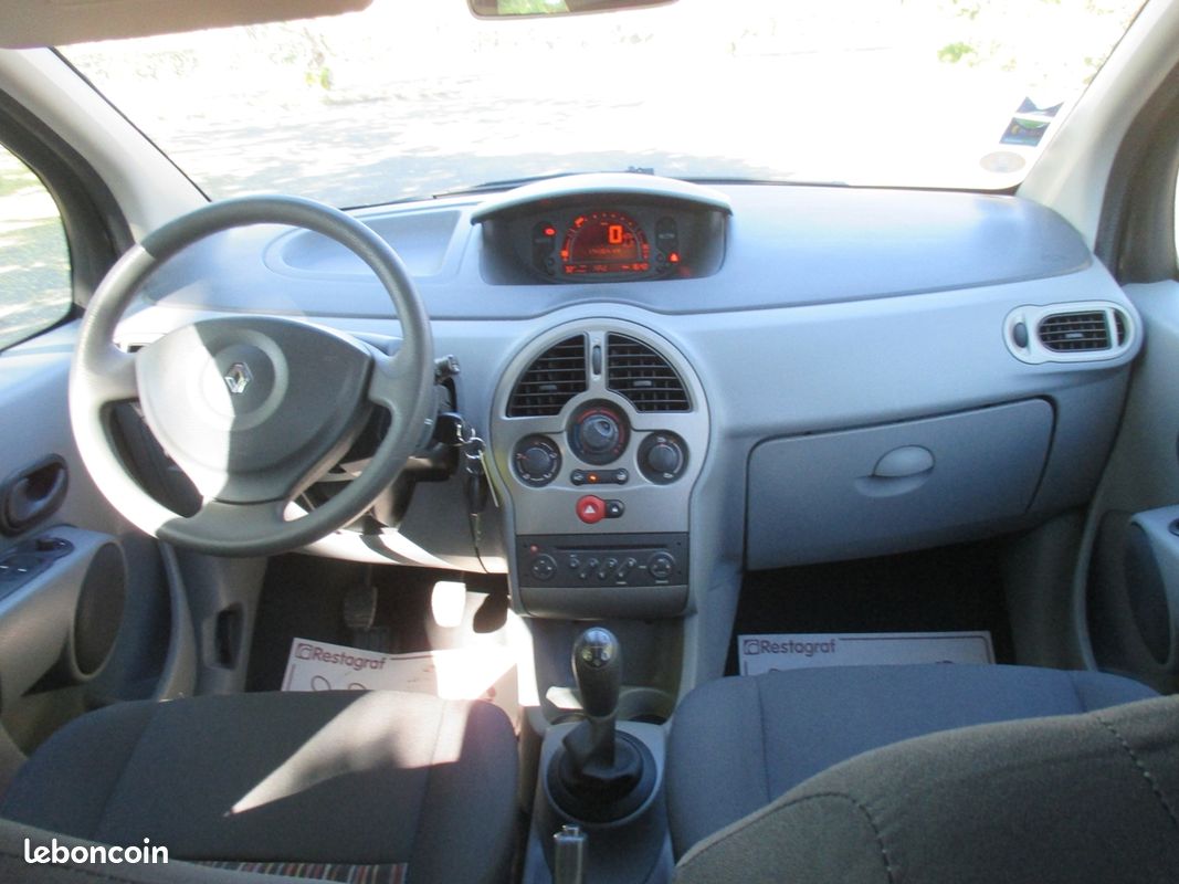 Renault MODUS 1.5 DCI 65CH EXPRESSION (image 13)