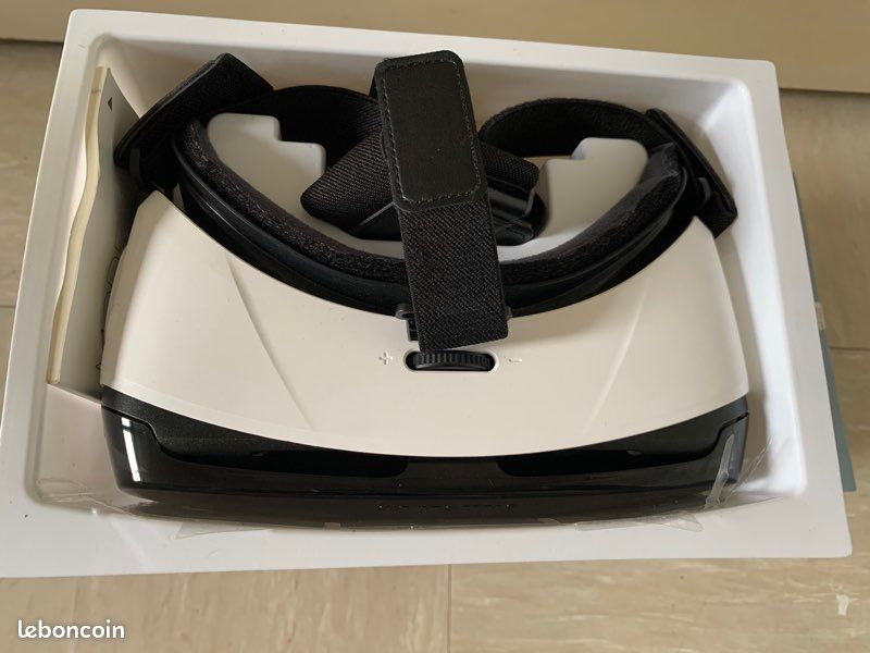 Samsung Gear VR (image 3)