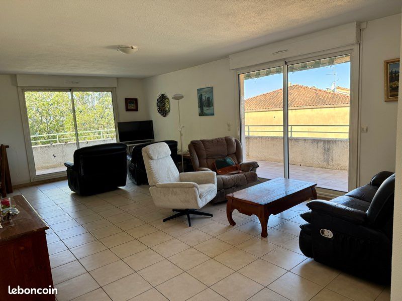 Parking 5 pièces 115 m² · à Salon-de-Provence · 115 m² · 470 000 €