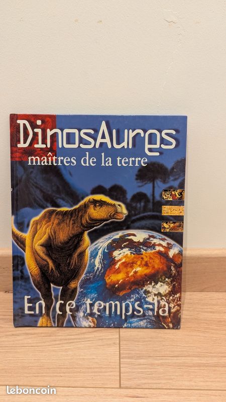 Livre Dinosaure (image 1)