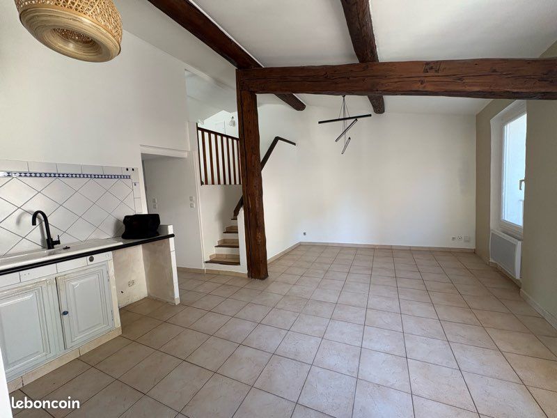 Appartement 4 pièces 70 m² · à Cuges-les-Pins · 70 m² · 850 €/mois