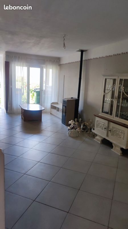 Maison mitoyenne toutes commodités