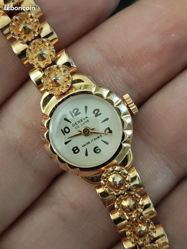 ANCIENNE MONTRE FEMME Mécanique Vintage Watch 1968's CIRGA Type Plongée