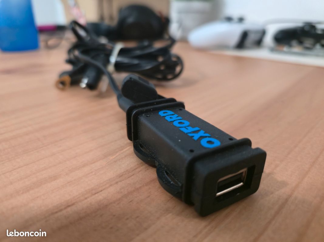Chargeur USB moto - Oxford 12 volts (image 1)