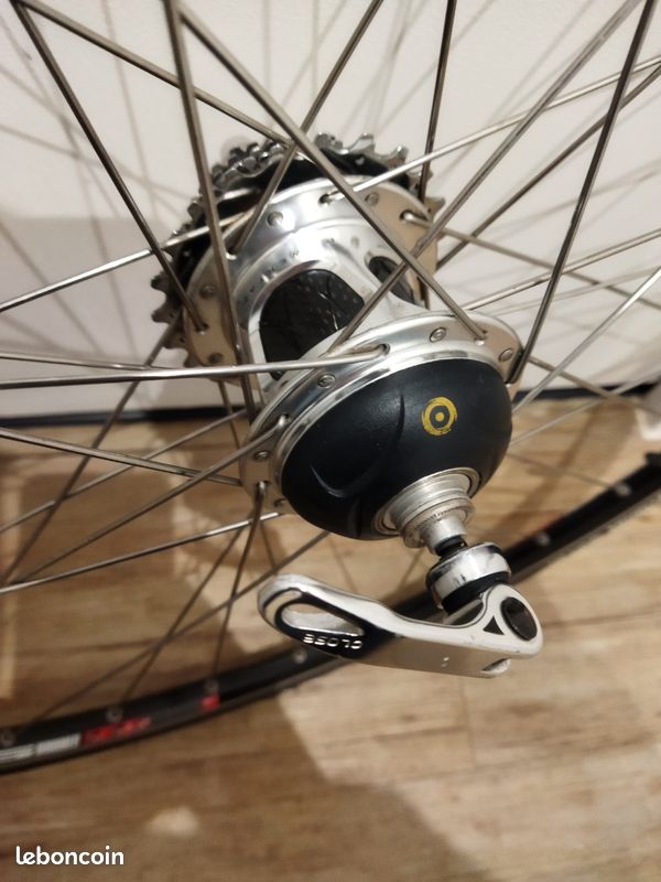 Roues Tubeless Campagnolo Bullet - L'Expert Vélo