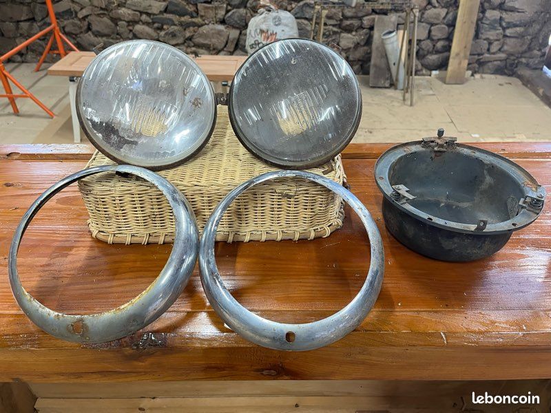 2 phares Ducellier Isoroute - Peugeot 203 ? (image 1)