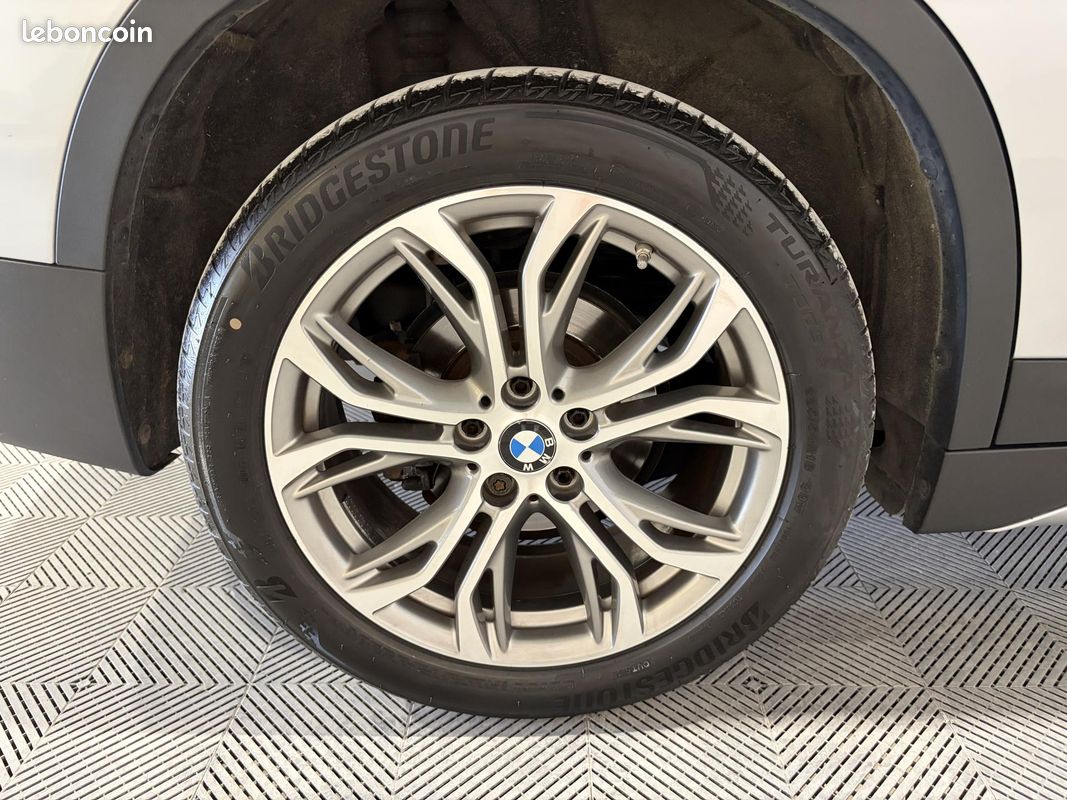 BMW X1 sDrive 18i 136 ch F48 xLine (image 16)