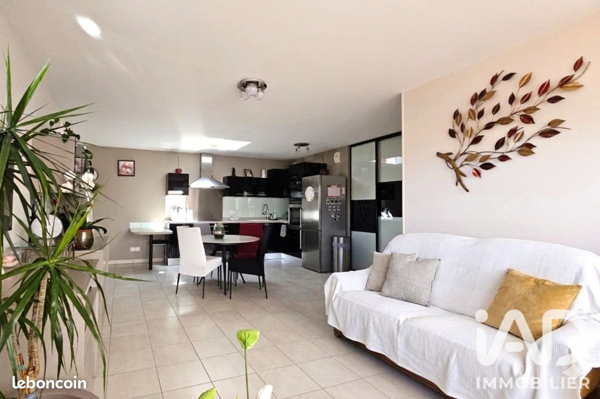 Appartement 3 pièces 78 m² · à Rillieux-la-Pape · 78 m² · 275 000 €