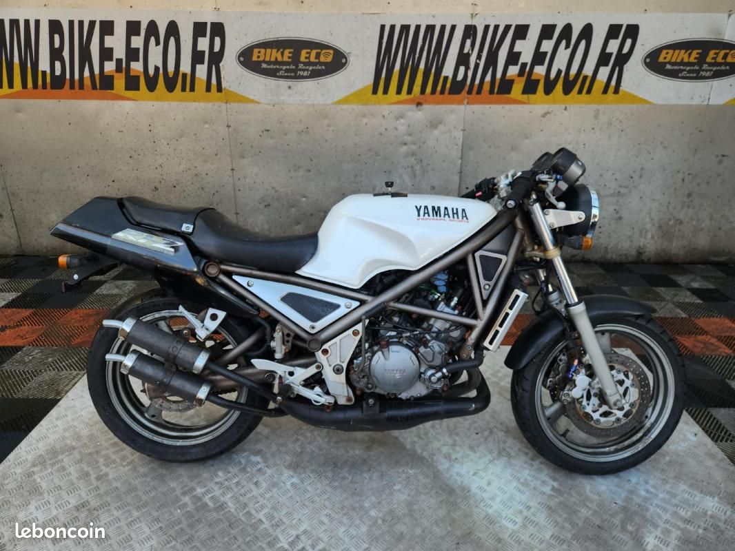 Yamaha R1-Z 250 (REF 49769) (image 1)