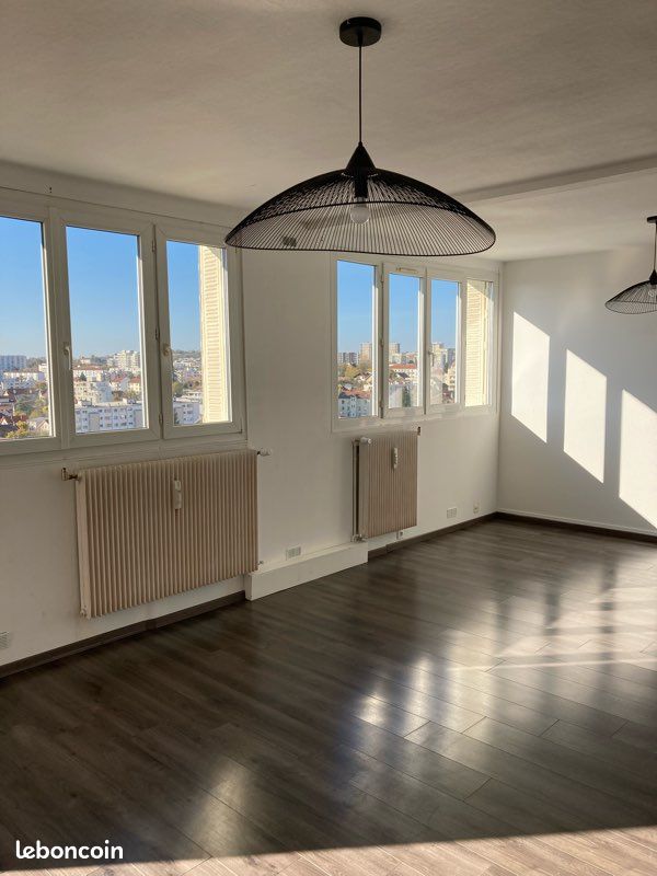 Appartement 4 pièces 83 m² · à Besançon · 83 m² · 1 090 €