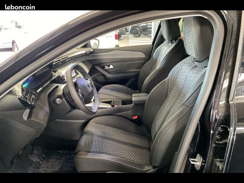 Peugeot 308 Plug-in Hybrid 195 ch e-DCS7 Allure (image 15)