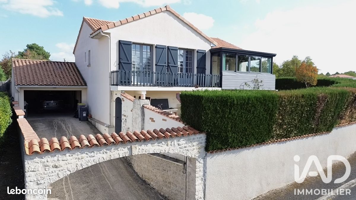 Maison 5 pièces 92 m² · à Parthenay · 92 m² · 179 000 €