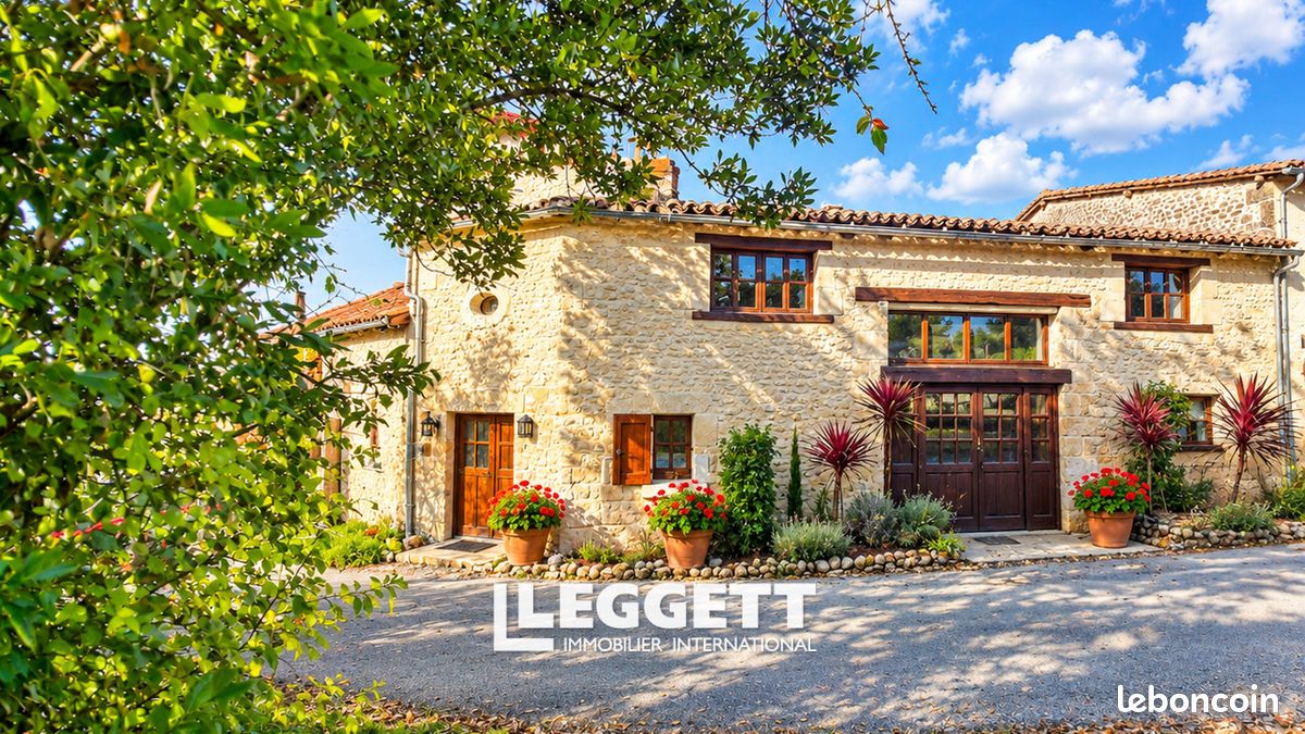 Maison 9 pièces 160 m² · à Bouteilles-Saint-Sébastien · 160 m² · 149 000 €