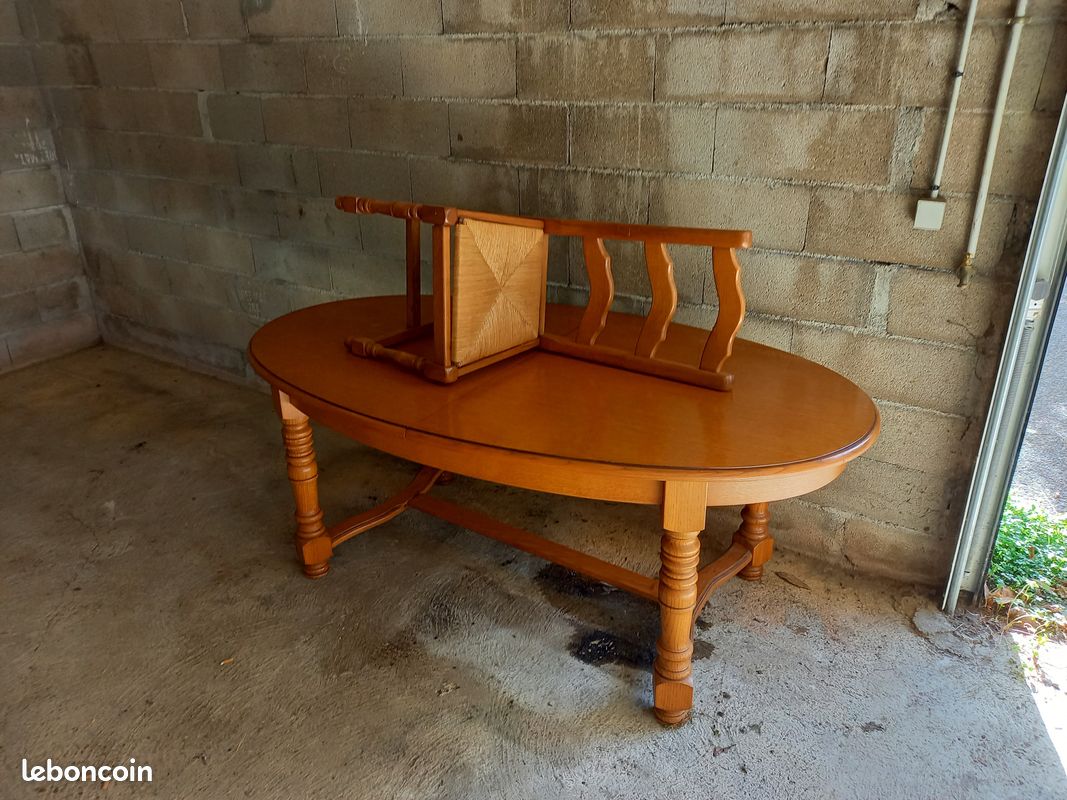 Table avec meuble (image 1)