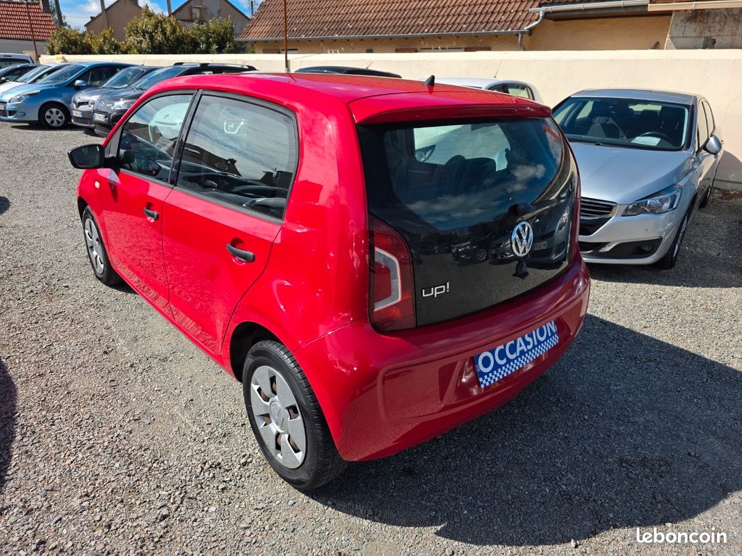 Volkswagen UP 1.0i 60 CV 5 PORTES 91 038 KMS (image 4)