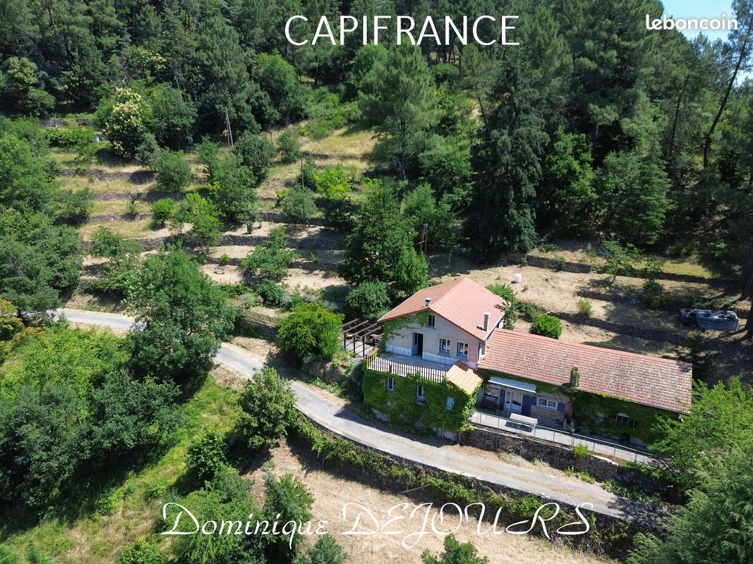 Maison 9 pièces 176 m² · à Saint-Sauveur-de-Montagut · 176 m² · 283 000 €