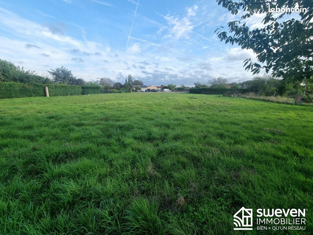 Terrain 2875 m² · à Lherm · 2 875 m² · 292 000 €