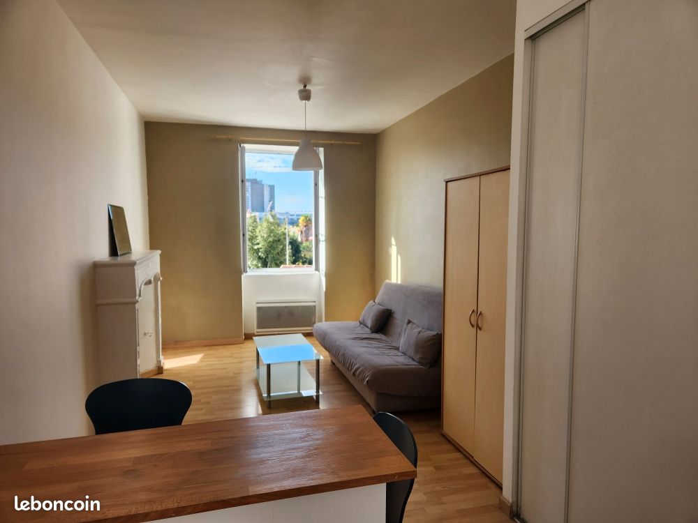 Appartement 1 pièce 25 m² · à La Rochelle · 25 m² · 550 €/mois