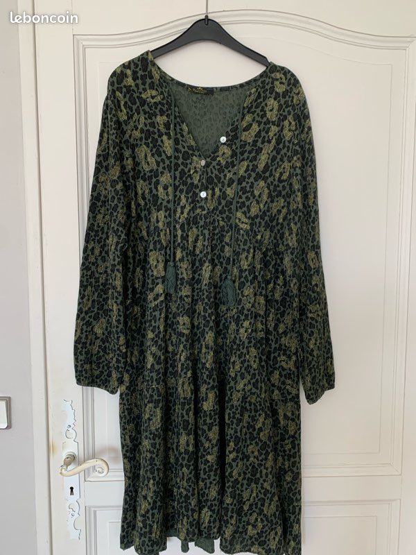 Robe Longue D'occasion Blanche Et Verte - Taille XXL, Sans Manches, Style évasé