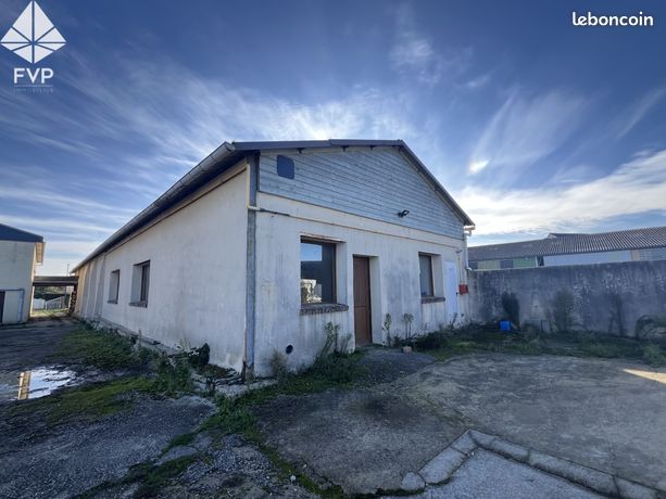 Inconnu 3 pièces 260 m²