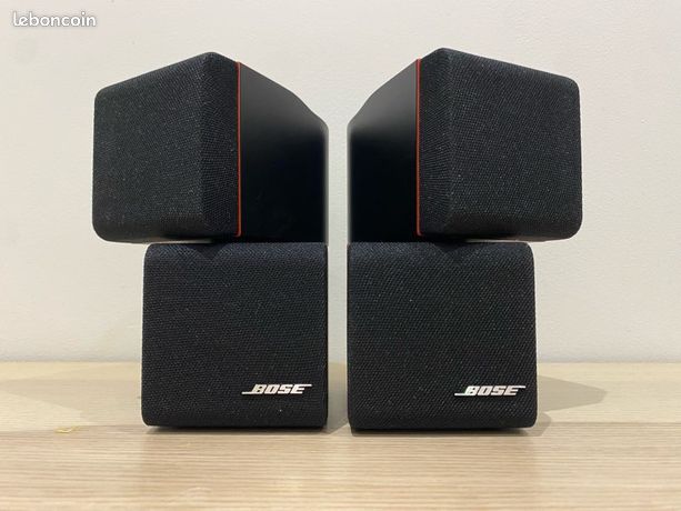 Bose double cube ( 5 pièces ) (D'occasion) à Bex pour CHF 10 – avec