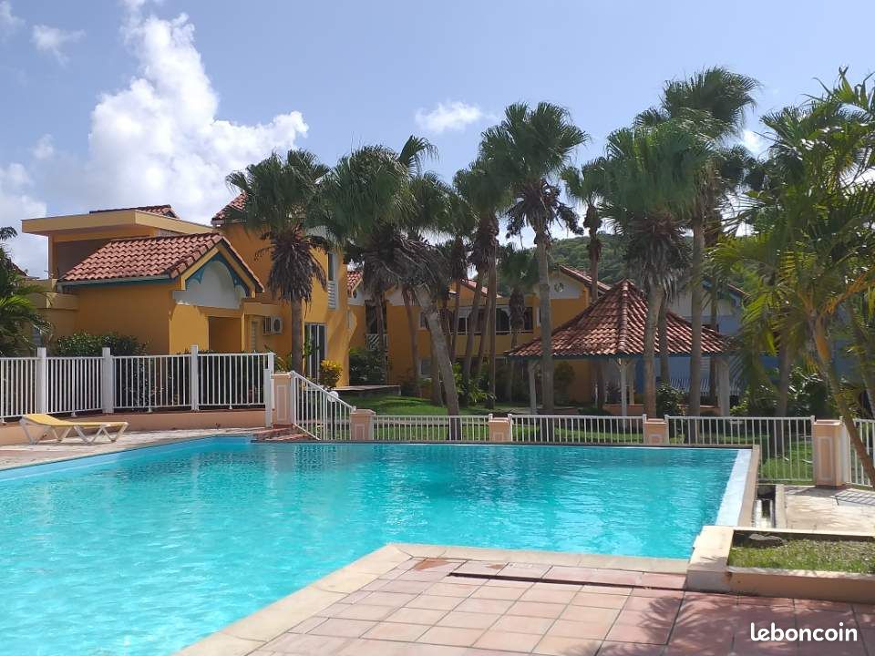 Appartement 2 pièces 37 m² · à Sainte-Anne · 37 m² · 219 000 €