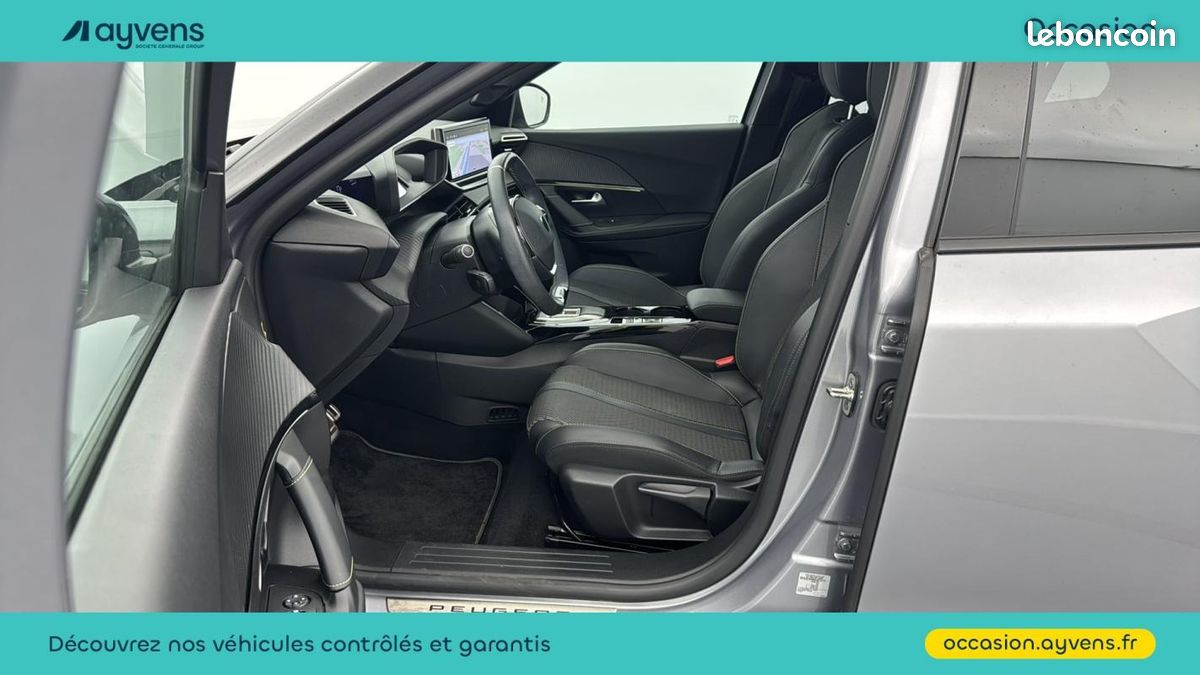 Peugeot e-2008 156ch 54 kWh GT (image 21)