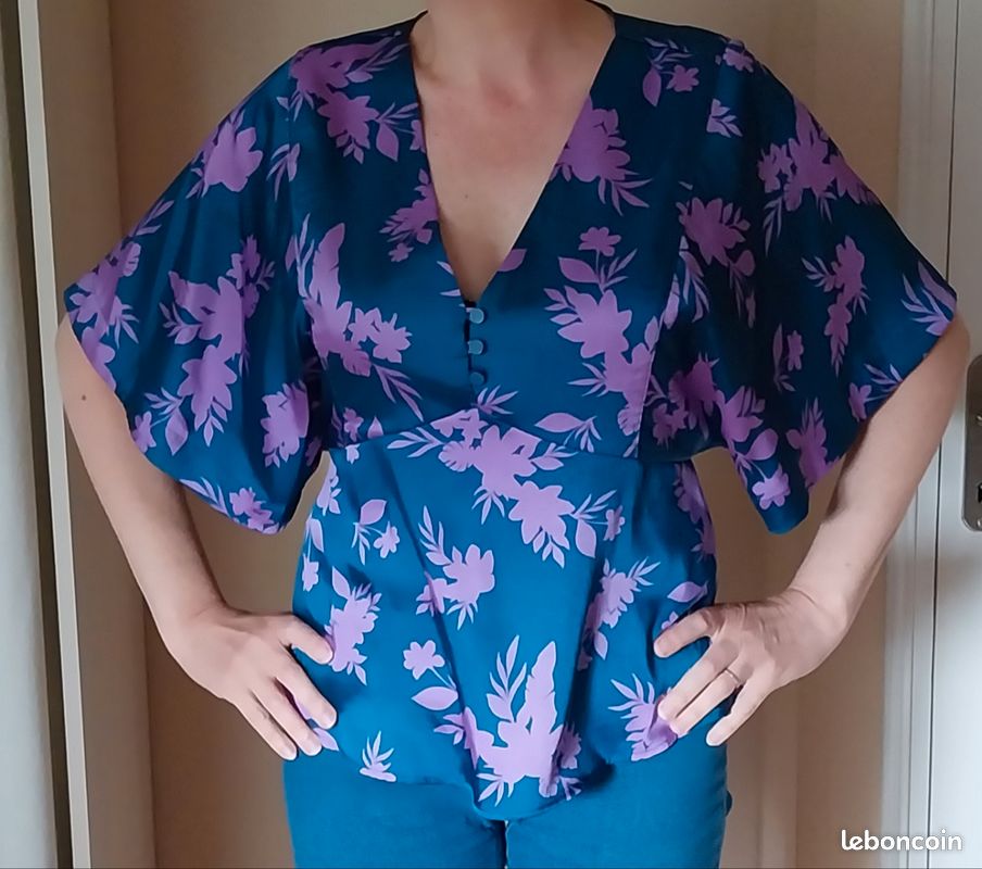 Chemisier Blouse Taille 42 Fleurs Rouges-orange - Style Chinois, Polyester/élasthanne, Neuf Sans étiquettes
