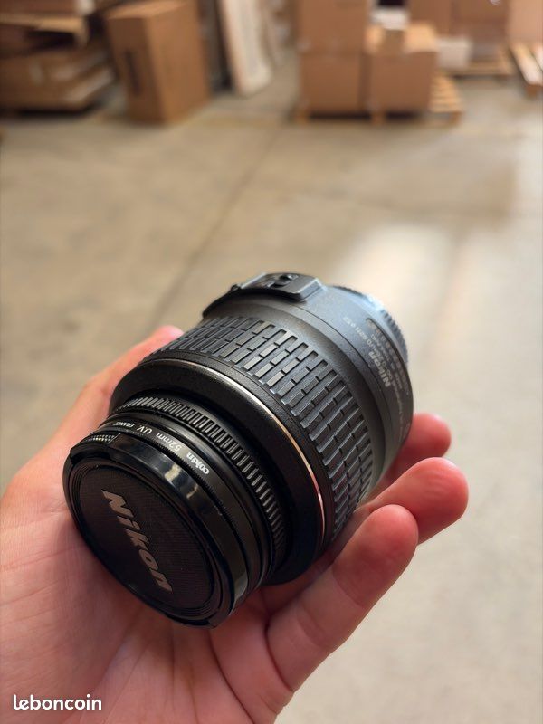Nikon 18 55 mm / F 3,5 5,6 G DX VR Objectifs 18 mm