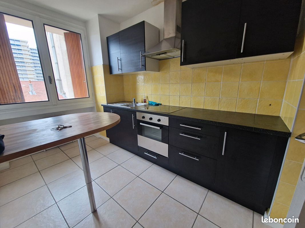 Appartement 2 pièces 53 m² · à Saint-Étienne · 53 m² · 440 €/mois
