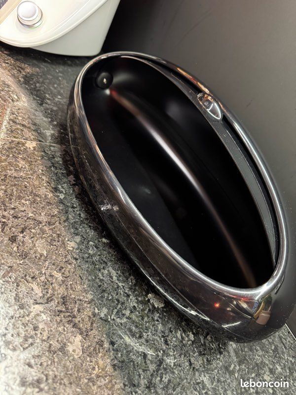 Boîte à Pain Alessi Gnam noire (image 3)