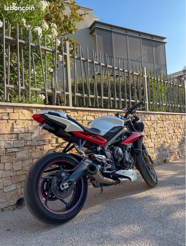 Street Triple 675R 2017 (image 3)