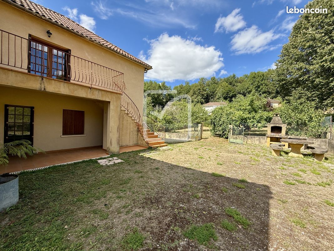 Maison 6 pièces 126 m² · à Sarlat-la-Canéda · 126 m² · 225 000 €