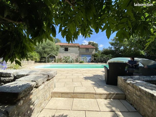 Propriété 10 pièces 248 m²
