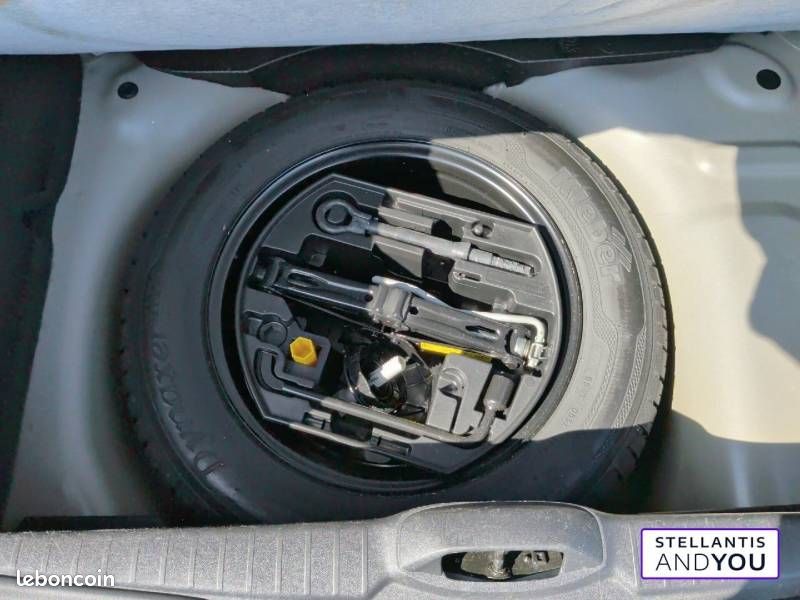 Peugeot 208 PureTech 110ch S&S EAT6 Allure (image 6)