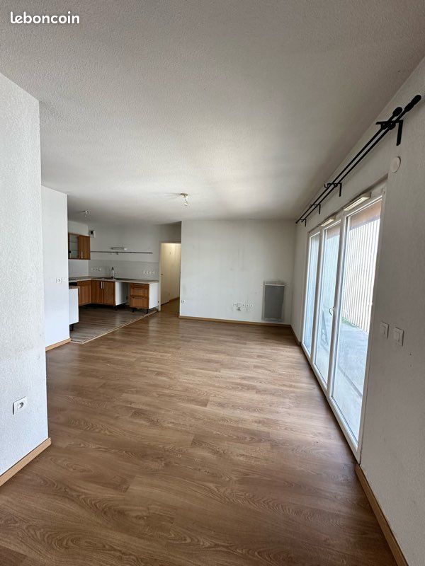 Appartement 3 pièces 70 m² · à Cenon · 70 m² · 220 000 €