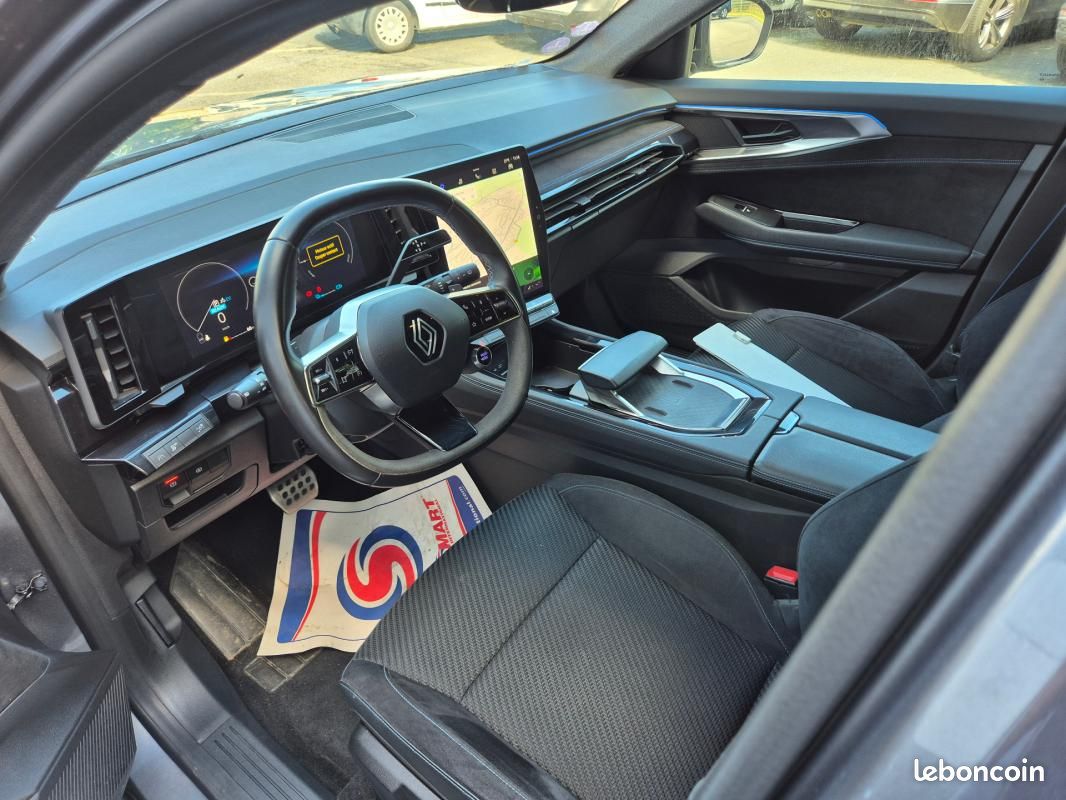 Renault Austral E-Tech hybrid 200 Techno esprit Alpine (image 19)