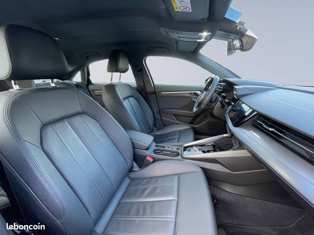 AUDI A3 Berline 35 TFSI Mild Hybrid 150 S tronic 7 Design Luxe (image 15)