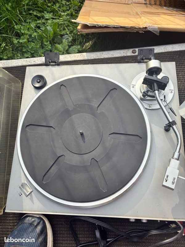 Tourne disque 45 tours (image 1)