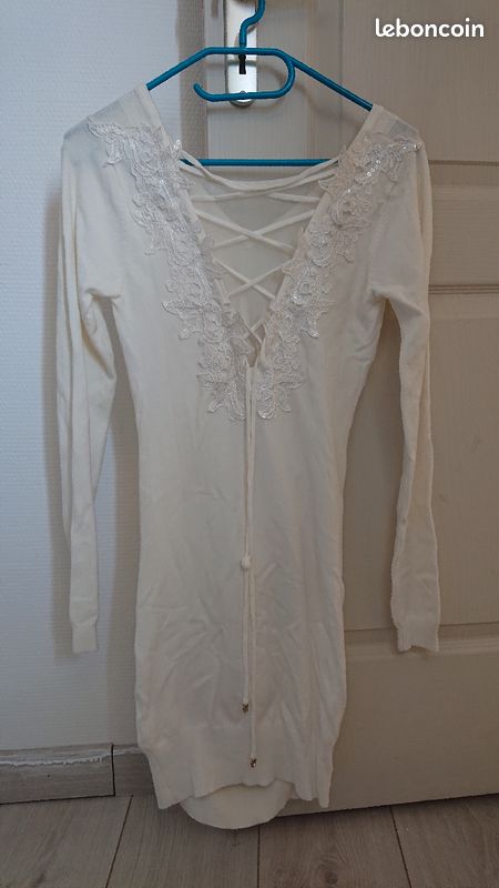 Robe (image 2)