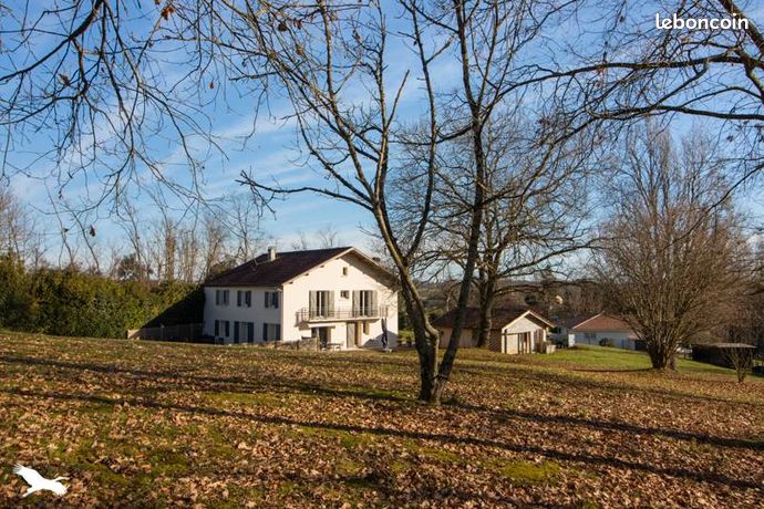 Maison 9 pièces 274 m²