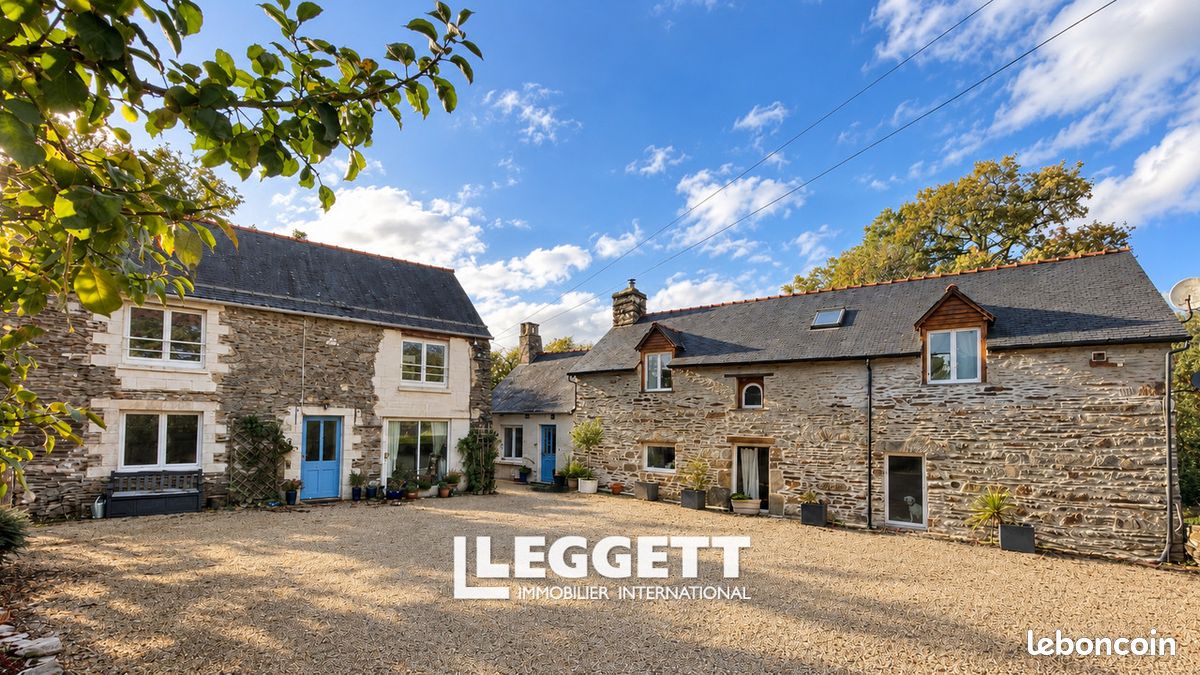 Maison 6 pièces 187 m² · à Bon Repos sur Blavet · 187 m² · 278 200 €