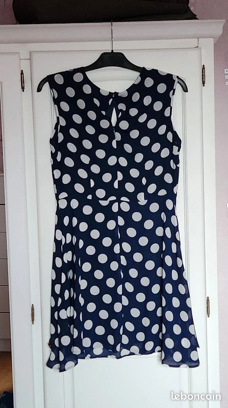 Robe marine pois blancs entièrement doublée taille 38 (image 2)