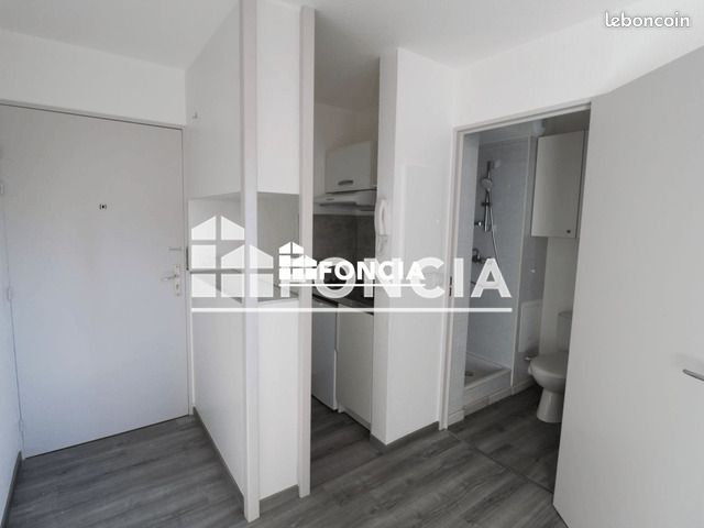 Appartement 1 pièce 14 m² · à Grenoble · 14 m² · 404 €