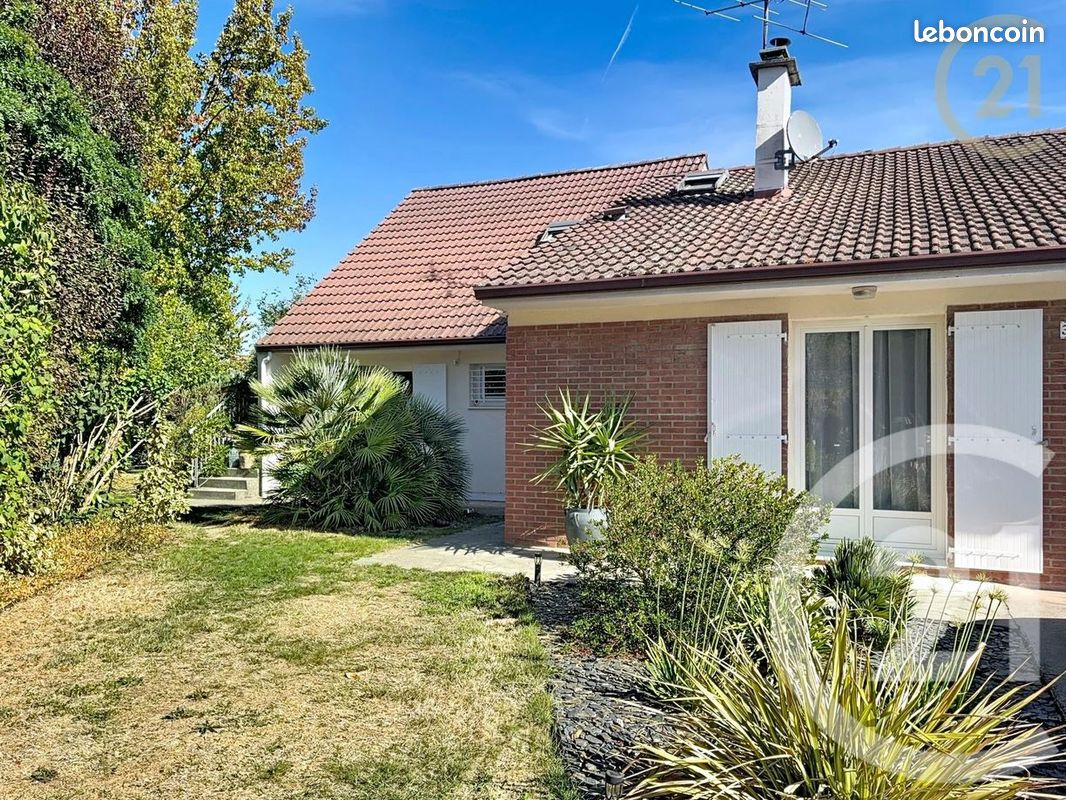 Maison 8 pièces 152 m² · à Chailly-en-Bière · 152 m² · 359 000 €