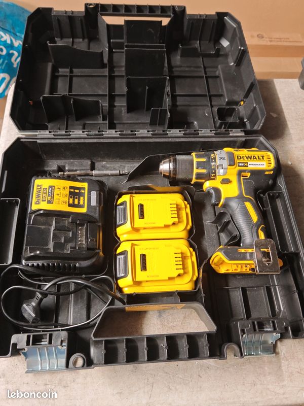 Visseuse Dewalt DCD 790 Bricolage