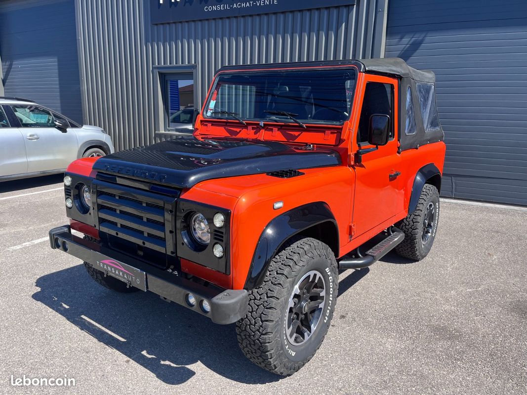 LAND ROVER DEFENDER 3.5 V8 Bache 133cv (image 27)