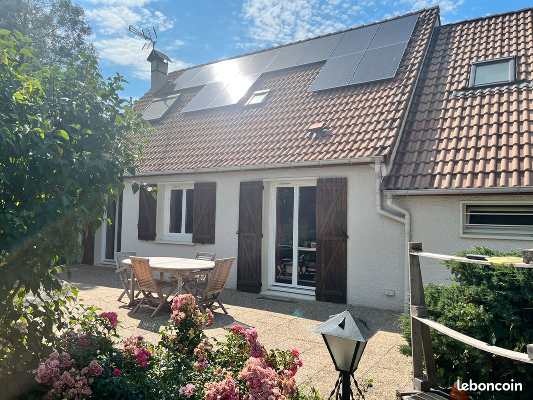 Maison 6 pièces 130 m² · à Montigny-Lencoup · 130 m² · 339 000 €