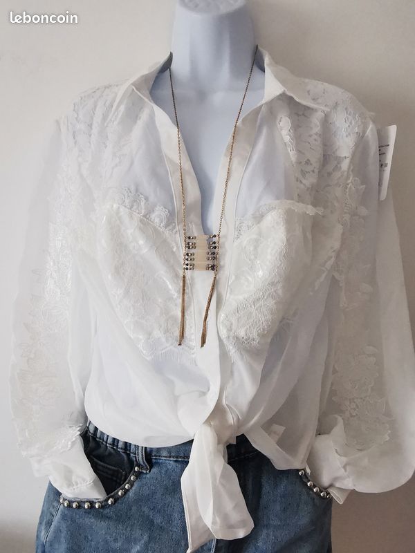 Chemise Blanche en Dentelle à Pois Transparente avec Volants : Chemises blanches de luxe pour femmes | Anne Fontaine